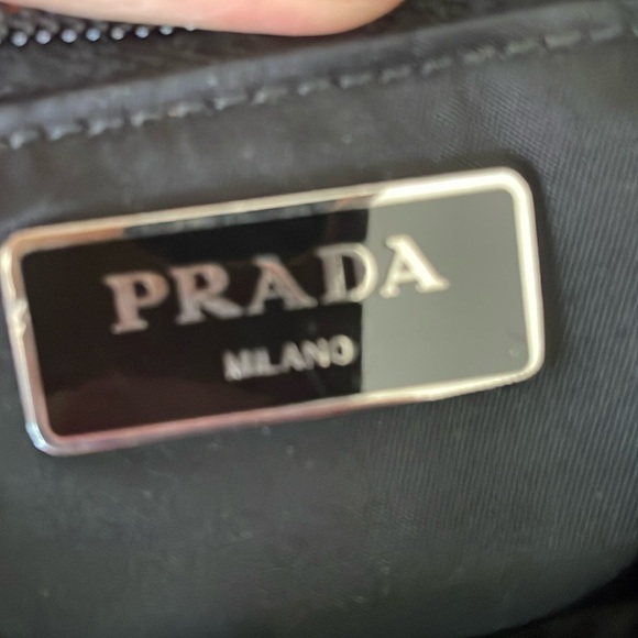 Awes “Prada” Belt Bag - Picture 11 of 15